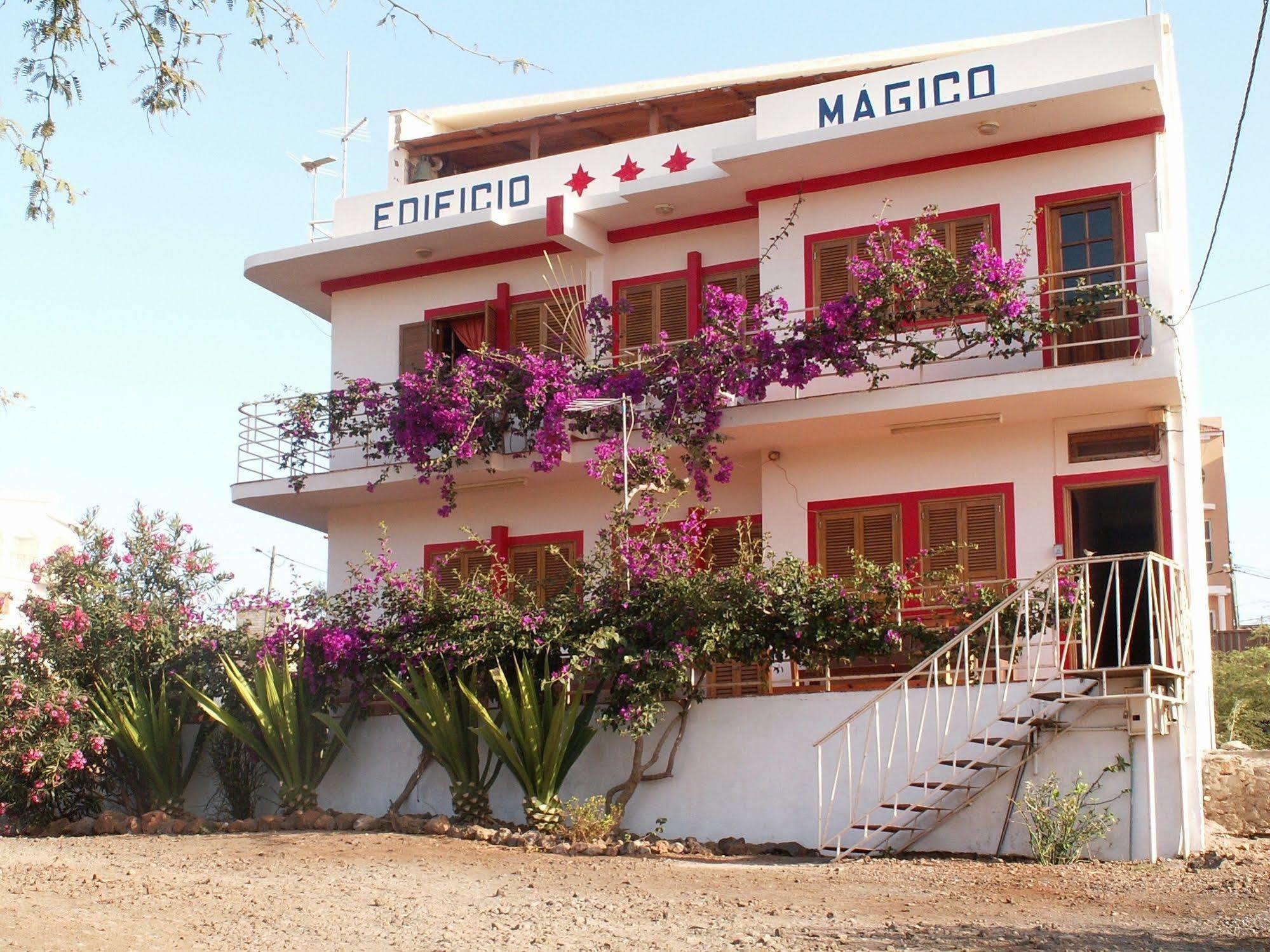 Edificio Magico 2*